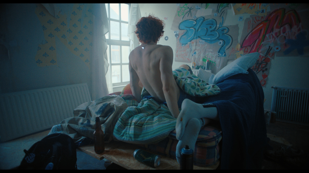 Tymek waking up after party