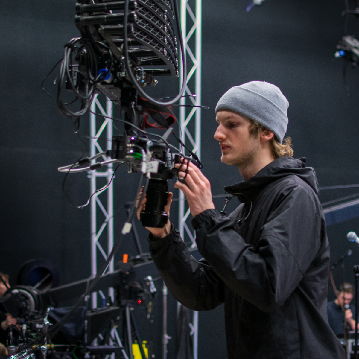 Rigging a Blackmagic camera to a lighting hoist