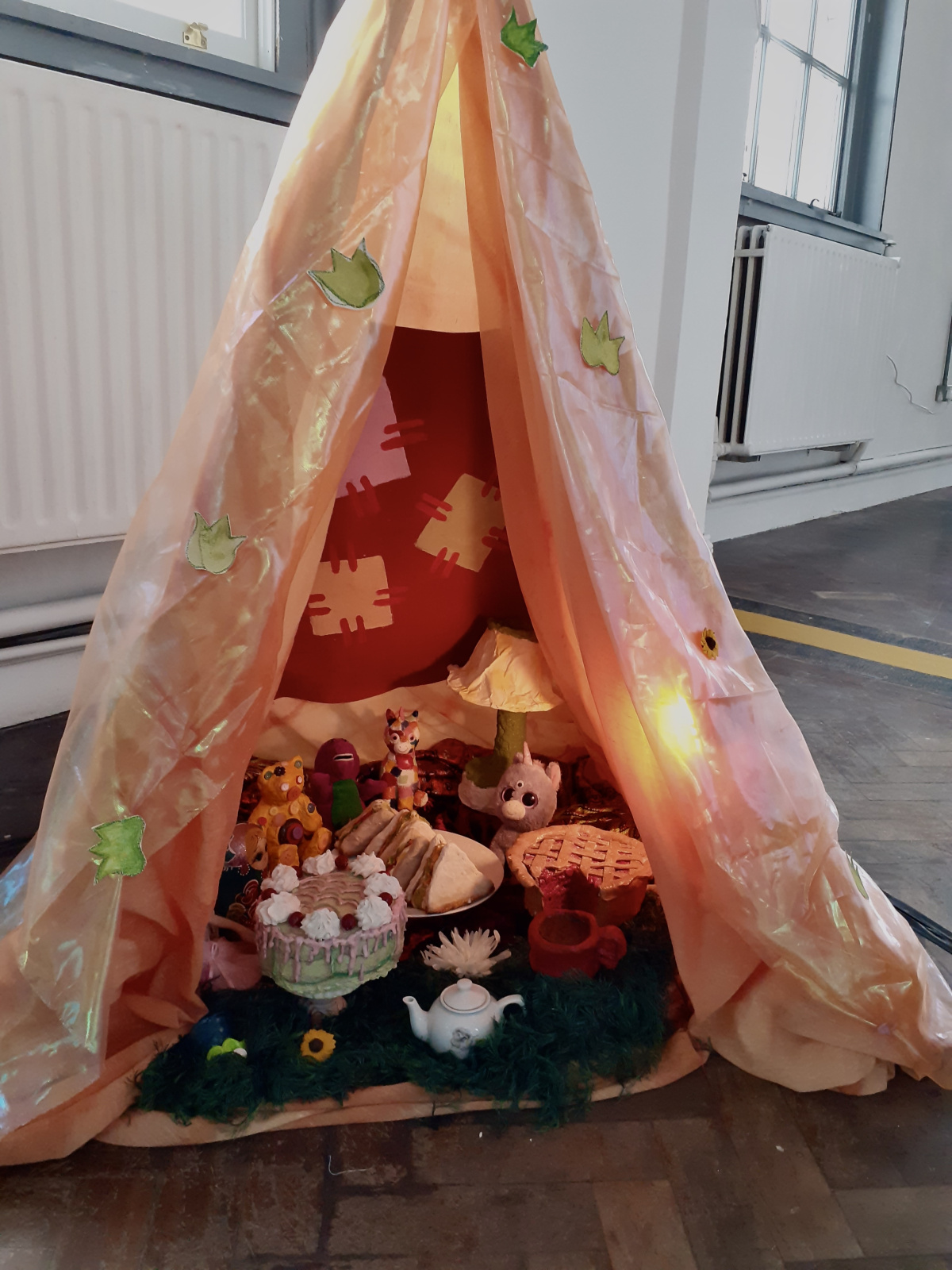 Teddy bear picnic enclosure