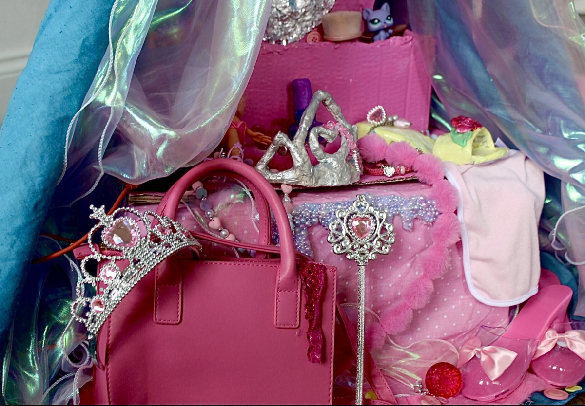 A girly dress-up 