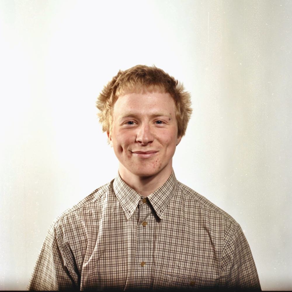 portrait of Charlie Dineen