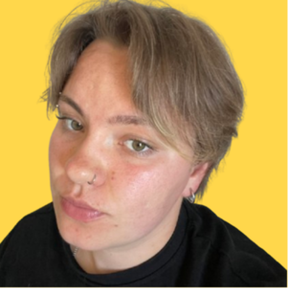 Julia Szewczuk Headshot